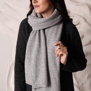 Wool oversized shawl in grey, knitted luxurious oversize shawl, knit neck warmer, winter warm shoulder blanket, long scarf Christmas gift