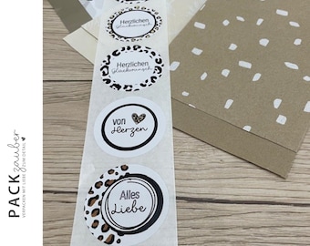 Round stickers, 5 cm in leopard print, 5 different designs