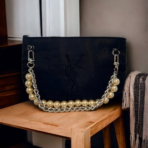 Clutch bag
