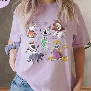 Retro Disney Olaf Presents Costume Princess Sketches Shirt, Olaf Frozen WDW Magic Kingdom Disneyland Family Vacation Holiday Gift imagem 1