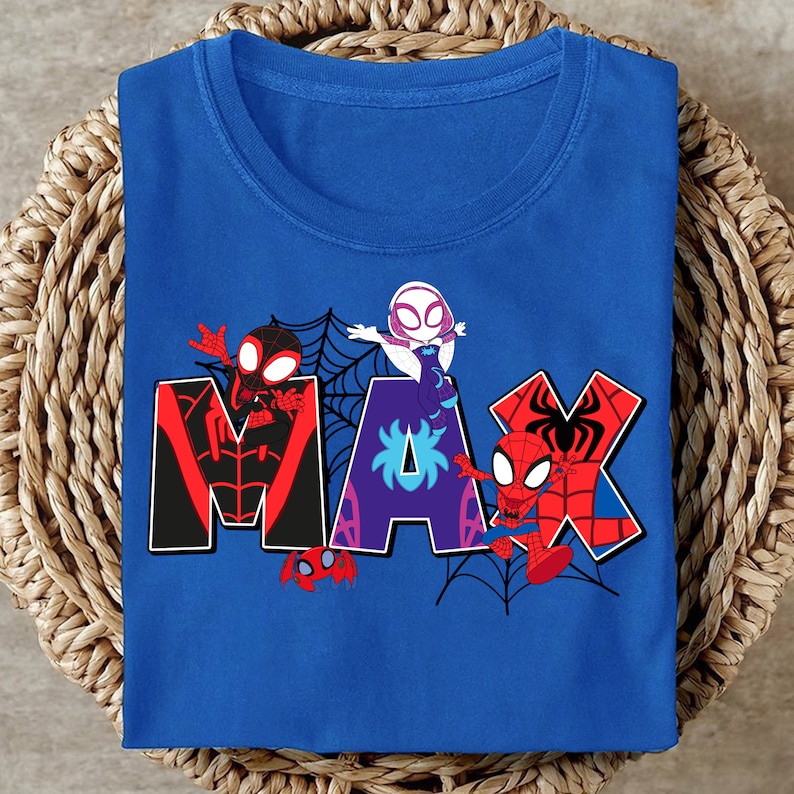 Camiseta personalizada de Disney Spider Hero y sus amigos, camiseta infantil con nombre personalizado y temática de superhéroes, camiseta para fiesta temática de superhéroes, regalo de Spider-Man. imagen 1