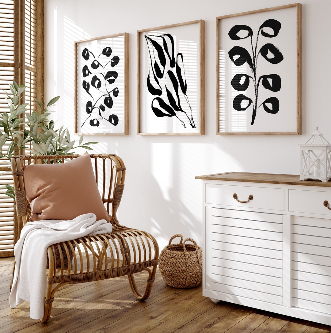 Minimal Botanical Floral Drawing Black Floral Wall Art, Neutral