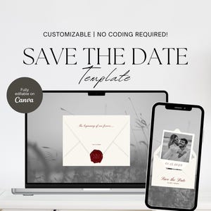 Op de afbeelding: Een digitaal trouwkaart sjabloon weergegeven op een laptop en smartphone. Het ontwerp heeft een crèmekleurige envelop met een rode zegel en de tekst "Save the Date". De smartphone toont een foto en datum.