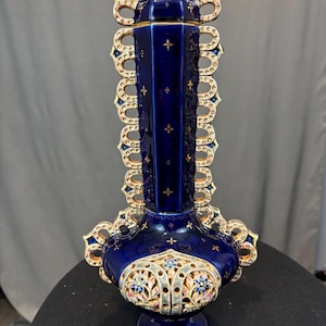 Jarra antigua de porcelana con tapa de 35,5 cm (14") – Cerámica grande perforada en azul dorado, c. 1900