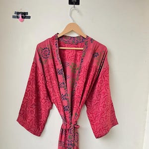 Pink color Handmade Vintage Silk Kimono With Belt Handmade Silk Kimono Crepe Silk Bathrobe summer Wear Loose Kimono Comfortable Sleepwear