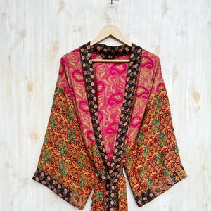 Bata tradicional de poliseda, bata con estampado floral, bata estilo kimono largo bohemio, bata de seda de lujo, kimono playero, kimono con cinturón, regalos