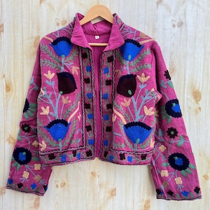Handmade Suzani Jacket, Women Cotton Quilted Coat, Short Quilt Winter Coat, Bohemian Ladies Suzani Jacket, Bridesmaid Suzani Gifts