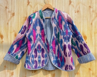 Veste ikat fabriquée à la main, ikat indien, veste ikat biologique faite main, veste en coton faite main, veste caftan, veste en coton.