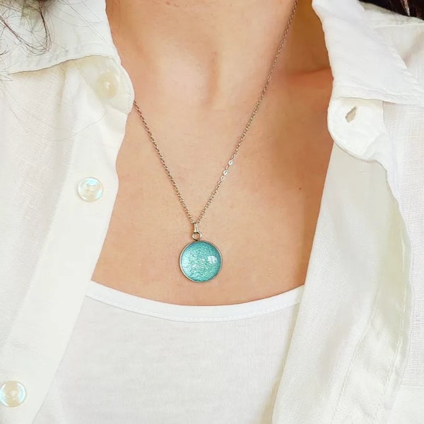 Collier brillant (3 coloris) en acier inoxydable