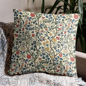 Funda de almohada William Morris: gamuza sintética botánica, decoración Art Nouveau