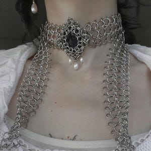 Baroque Duchess Chainmail Scarf Necklace – Blue Sandstone Gemstone