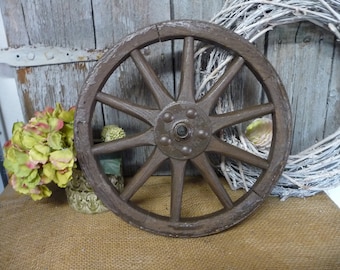 old wagon wheel, diameter approx. 38 cm