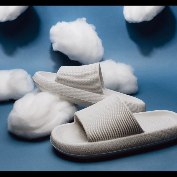 Cloud slippers | Cushion slides