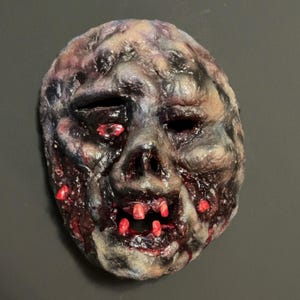 Zombie half-mask