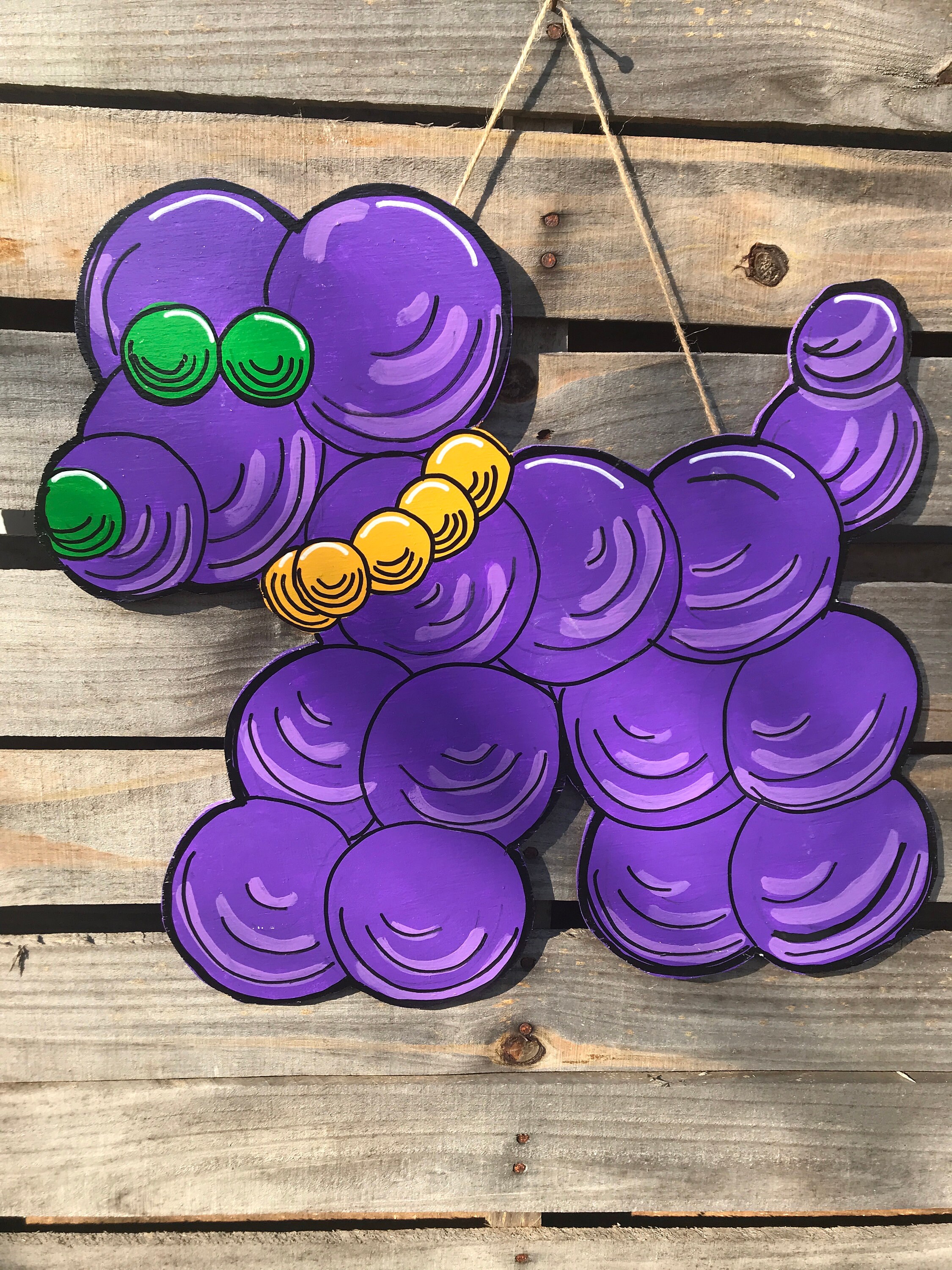 Mardi Gras Bead Dog & Live Oak Krown