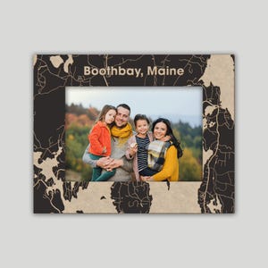 Boothbay Maine Maple Photo Frame: Engraved Street Map