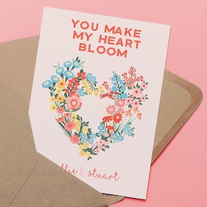 Tarjeta personalizada / Tarjeta con mensaje y nombre personalizados / Tarjeta de aniversario / Tarjeta romántica / Corazón de flores / Tarjeta del día de San Valentín / Tarjeta de cumpleaños