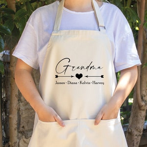 Custom Name Apron, Personalized Apron, Customized Apron, Apron for Women, Gift for Grandma, Mom Apron, Gift for Nana, Kitchen Apron