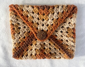 Brown Crochet Kindle Sleeve