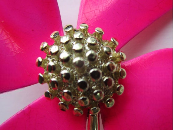 Hot Pink 60s flower pin - image 4