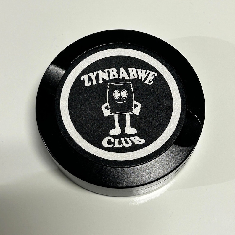 Metal zyn can with Zynbabwe club logo