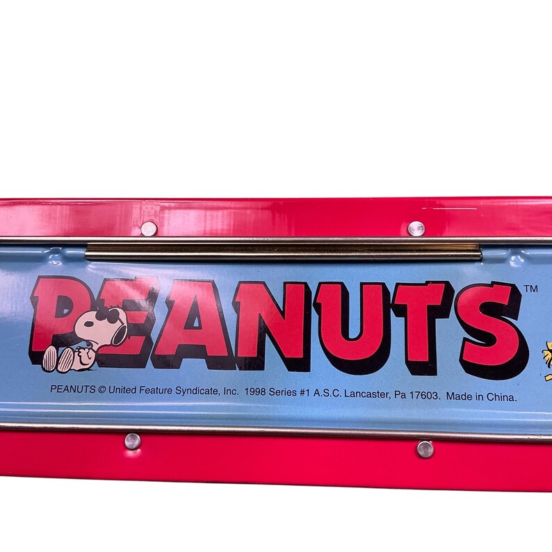 Vintage 90s Snoopy Peanuts Tin Lunchbox. 1998. Charles Schultz. Snoopy ...