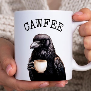 Tazza Cawfee, Divertente Tazza Corvo, Adorabile Corvo che Beve Caffè, Regalo Stravagante per gli Amanti degli Uccelli e del Caffè, Regalo per gli Amanti dei Corvi, Regalo per gli Amanti degli Uccelli