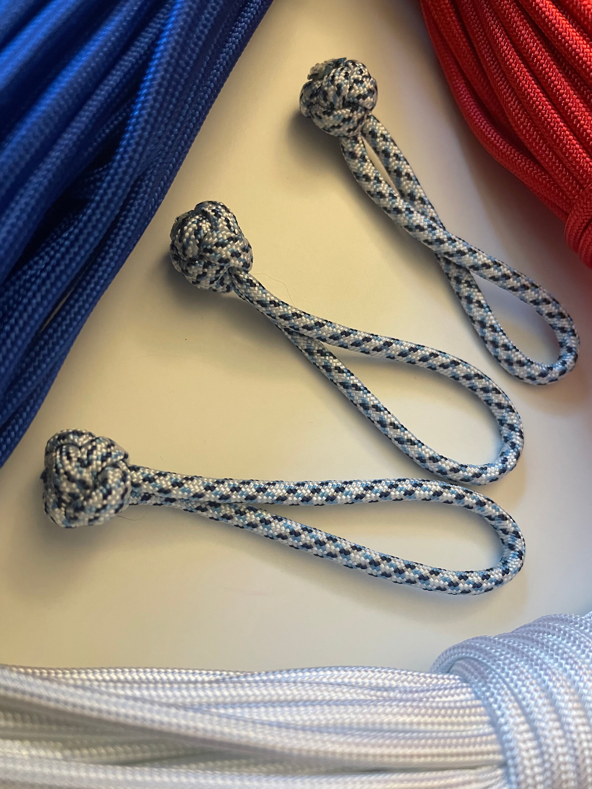 Paracord Zipper Pull Diamond Knot Custom Handmade Tab Pull for Bags,  Jackets, Luggage, or Purse. Personalized Gift. 