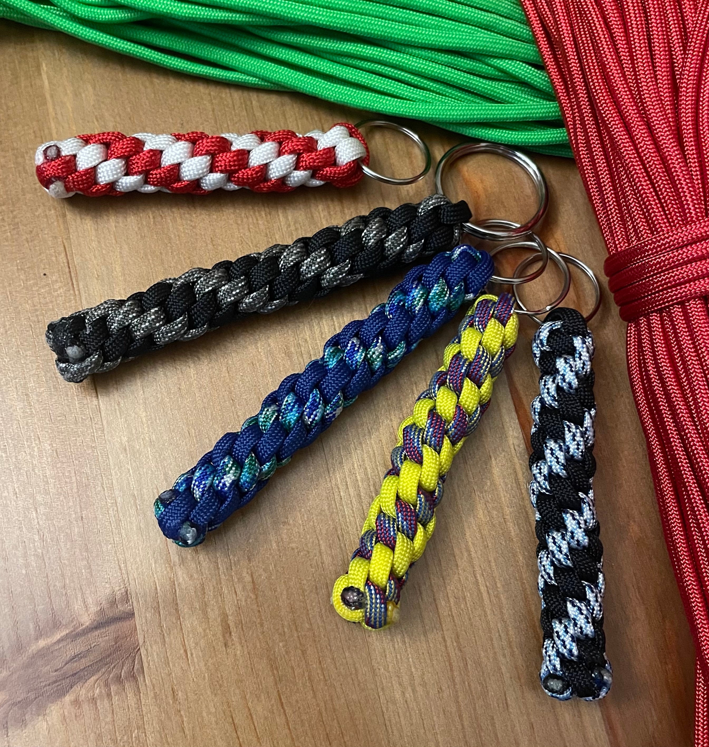 Paracord Zipper Pull Diamond Knot, Custom handmade tab pull for bags,  jackets, luggage, or purse. Personalized gift.