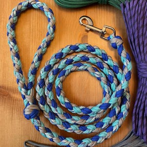 Paracord Dog Leash | Small-Med Size Dog Leash | 4.5 Foot Long | Blue, Gray, Turquoise, and Multi Color Pattern | Swivel Snap Clip | Handmade
