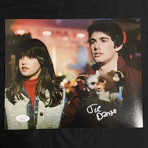 Joe Dante signed Gremlins 8X10 Photo W/ JSA COA