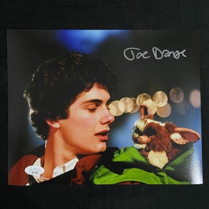 Joe Dante signed Gremlins 8X10 Photo W/ JSA COA