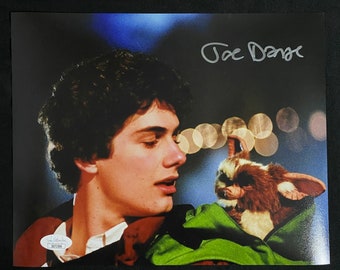 Joe Dante signed Gremlins 8X10 Photo W/ JSA COA