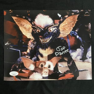Joe Dante signed Gremlins 8X10 Photo W/ JSA COA