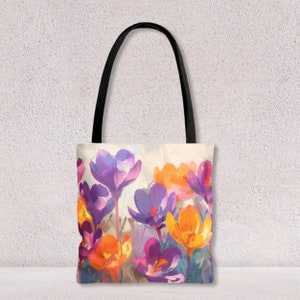 Sac fourre-tout botanique pour femme avec imprimé de fleurs de crocus Sac de plage fonctionnel ou sac à provisions avec nom personnalisé par Agnes Pembroke