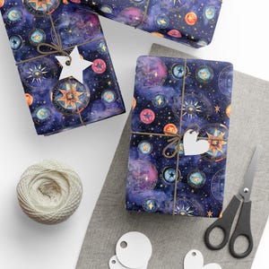 Papel de regalo astrológico, papel de regalo celestial, hojas de cartas estelares, constelaciones en acuarela cósmica, papel de embalaje de Agnes Pembroke