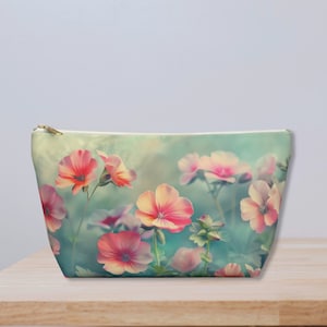 Roze geranium bloemen reisetui accessoire tas of handtas invoegen toilettas tas portemonnee cadeau voor haar door Agnes Pembroke