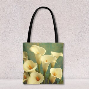 Sac fourre-tout non tissé fleurs de lys calla Sac à bandoulière non tissé pour ordinateur portable avec sac à provisions unique à imprimé floral Cadeau personnalisé pour femme par Agnes Pembroke