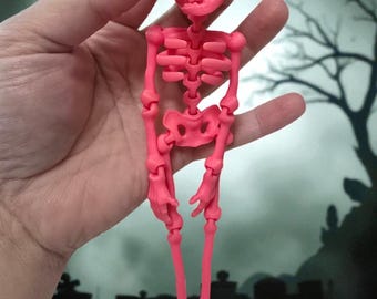Skeleton Fridge Magnets – 3D Printed – Articulated – Mystery Color – Poseable Skeletons – Halloween Decor – Spooky Gift