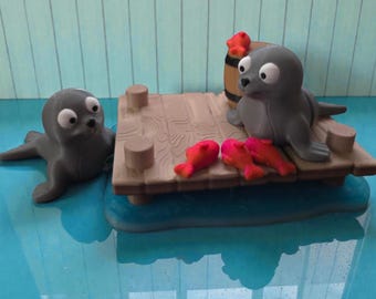 3D Printed Seal Dock Diorama – Articulated Desk Buddy with Fish Accessory