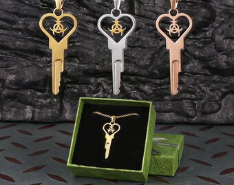 Halskette mit Herzschlüssel für reife Frauen, Anhänger mit gotischem Biohazard-Motiv, Schlüsselschmuck aus Edelstahl 316, einzigartiges Geschenk im dunklen Stil