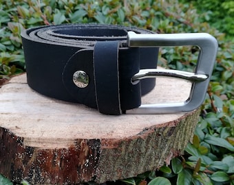 Extra-long XXL buffalo leather men's belt, premium quality. Free gift packaging.