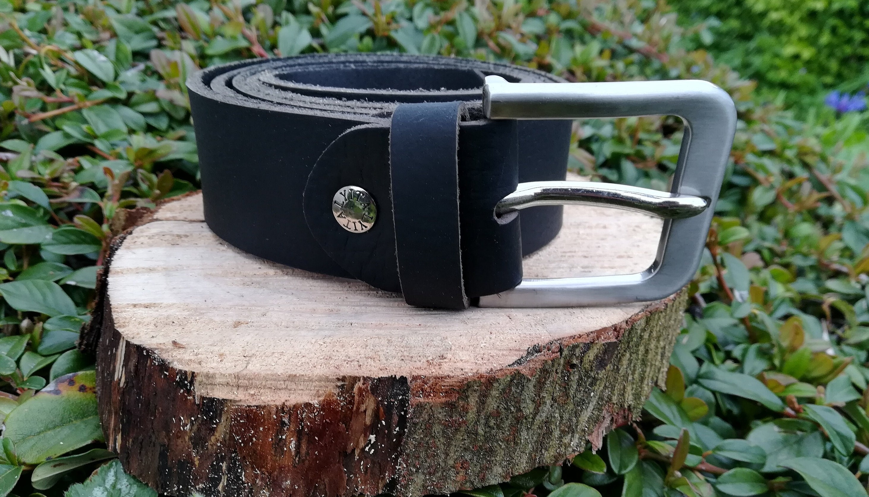 City To Cottage Kaffeebecher Set 250ml | Handgemachte Keramik Mit Polka Dots | Lila-Weiß Mit Untertasse