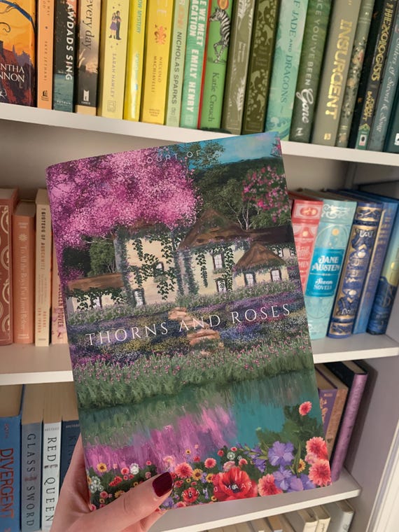 A Court of Thorns and Roses Dust Jackets: Officially Licensed Book