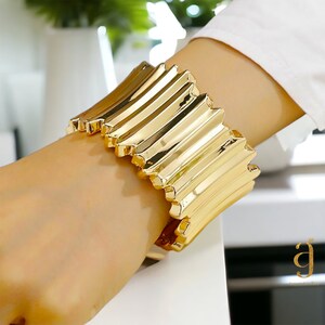 Funky bracelet for girl sale