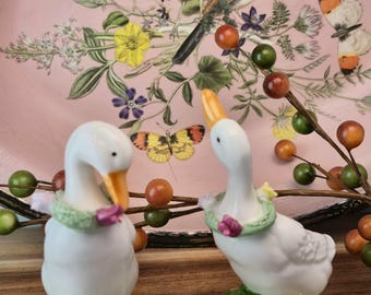 Vintage 1980s OCI Omnibus Japan Bone China Goose Figurines, Floral Collar Birds (Pair)