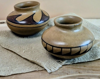 Signed RPL Miniature Mexican Pottery Pair, Mata Ortiz Style Clay Vases, Southwestern Boho Decor, Handmade Mini Pots, Artisan Pottery