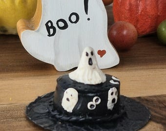 Handmade Miniature Ghost Cake | 1:12 Scale Halloween Decor | Polymer Clay Cake | Dollhouse Miniature