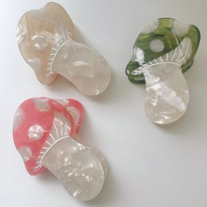 Woodland Mushroom Claw Clip - Large