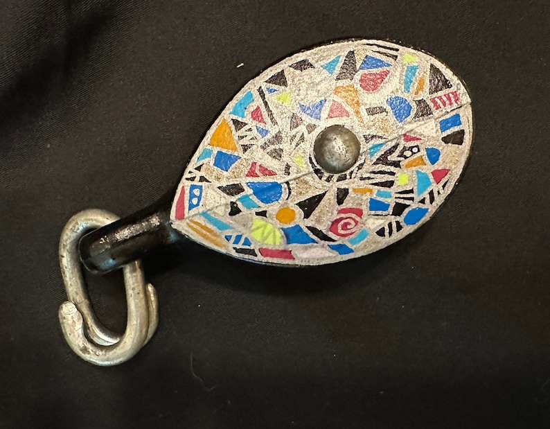 OLD Metal Pulley Rope Vintage Farm Construction Hand Painted Industrial ...